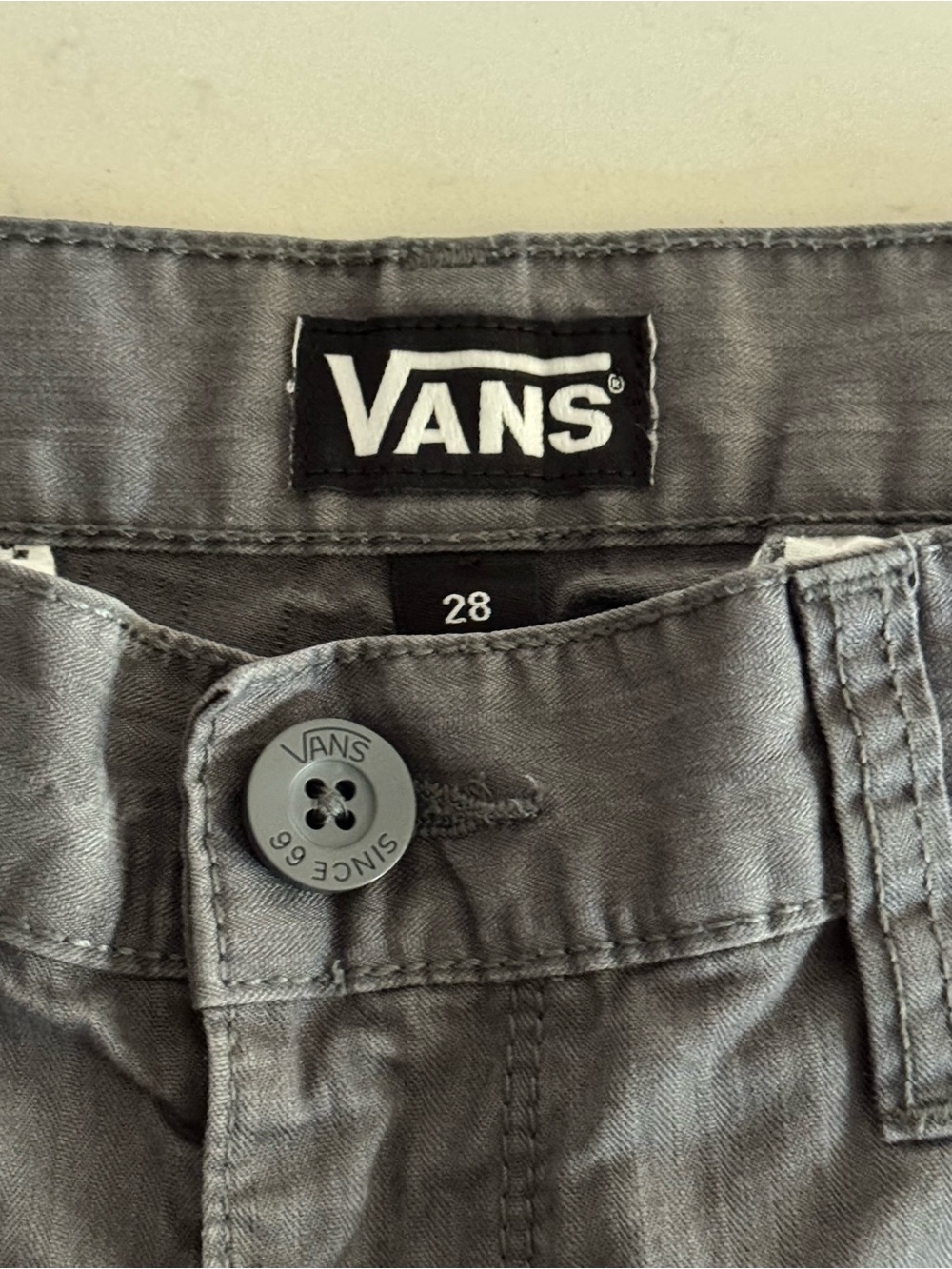 Vans Shorts Size 28 - Picture 2 of 5